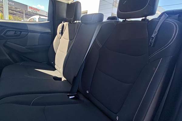 2023 Isuzu D-MAX SX 4X4