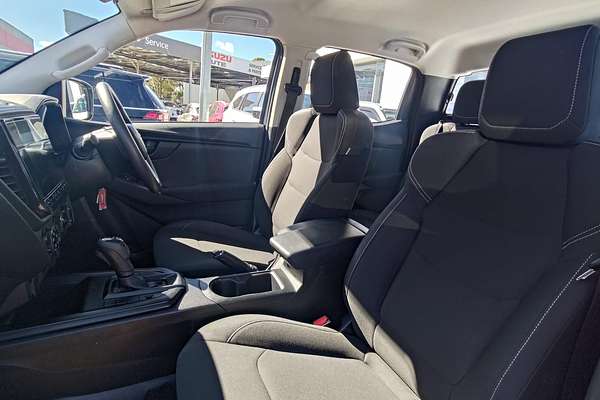 2023 Isuzu D-MAX SX 4X4
