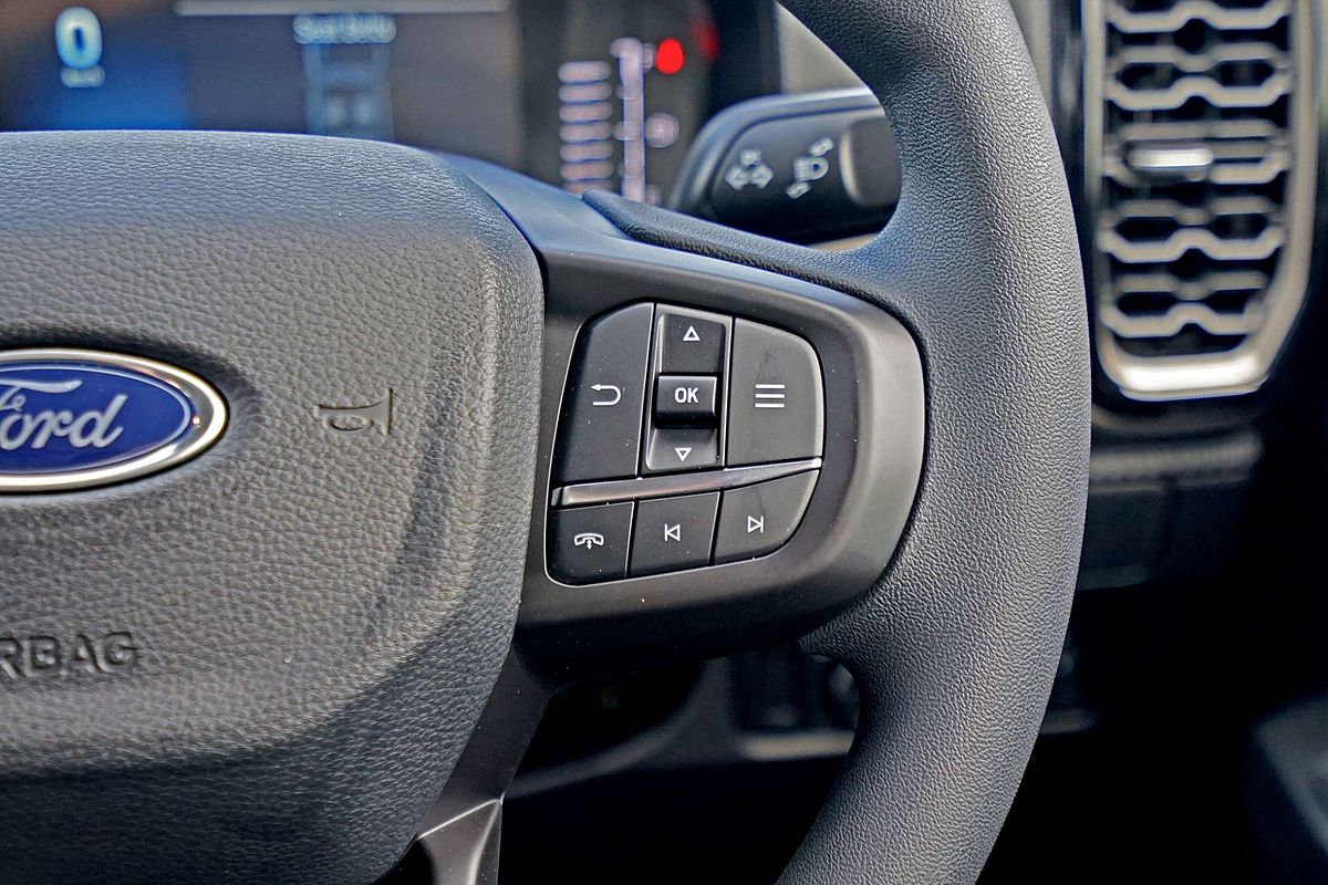 2023 Ford Everest Ambiente