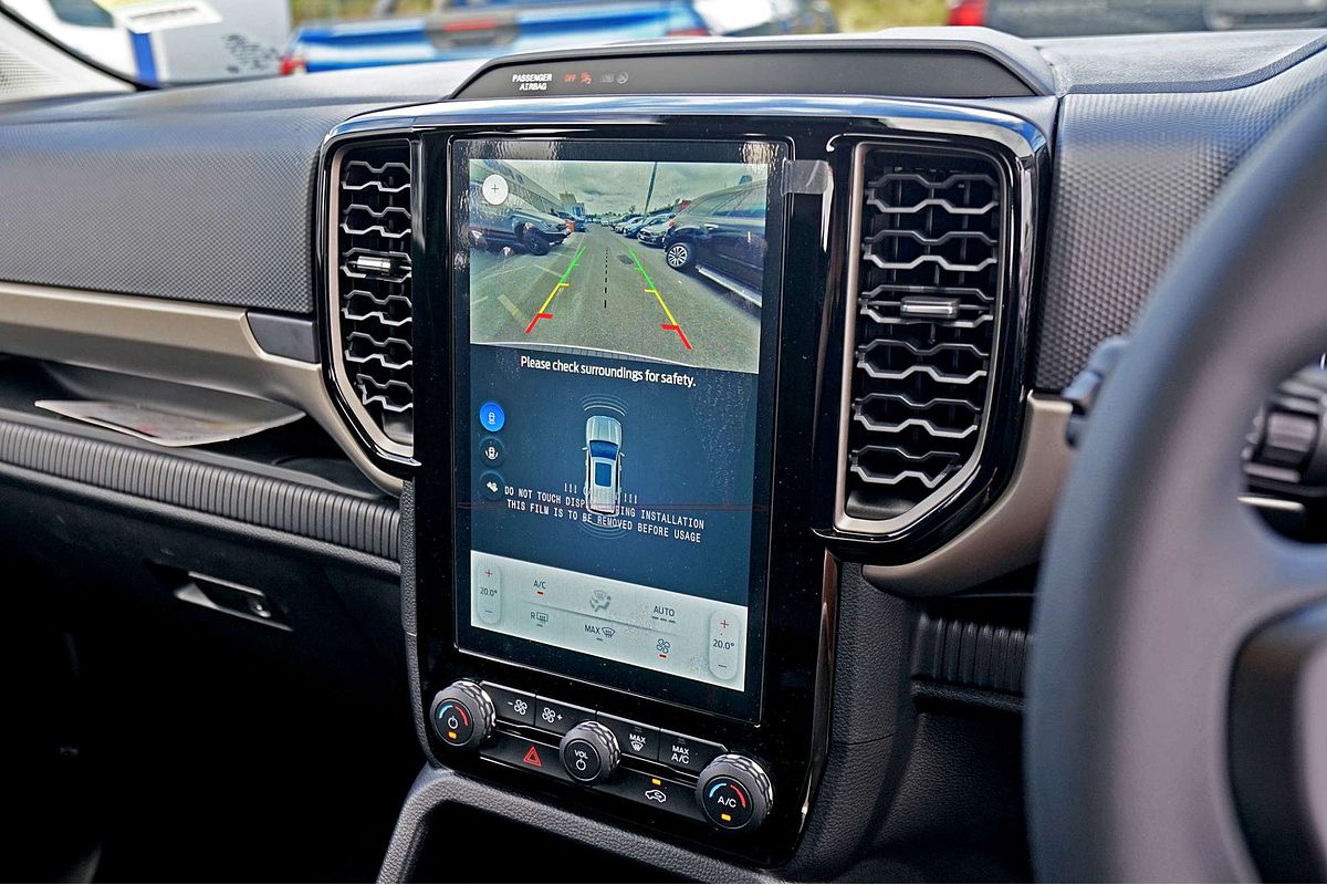 2023 Ford Everest Ambiente