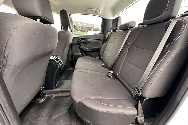 2023 Isuzu D-MAX SX 4X4