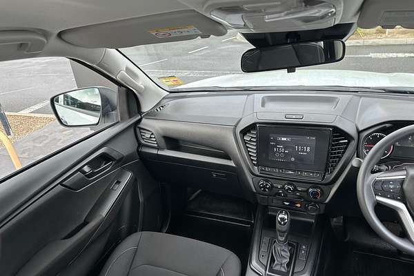 2023 Isuzu D-MAX SX 4X4