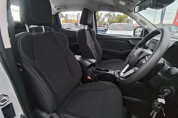 2023 Isuzu D-MAX SX 4X4