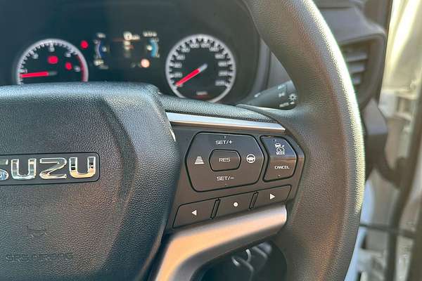2023 Isuzu D-MAX SX 4X4