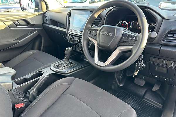 2023 Isuzu D-MAX SX 4X4