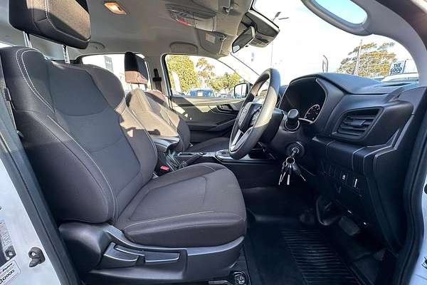 2023 Isuzu D-MAX SX 4X4