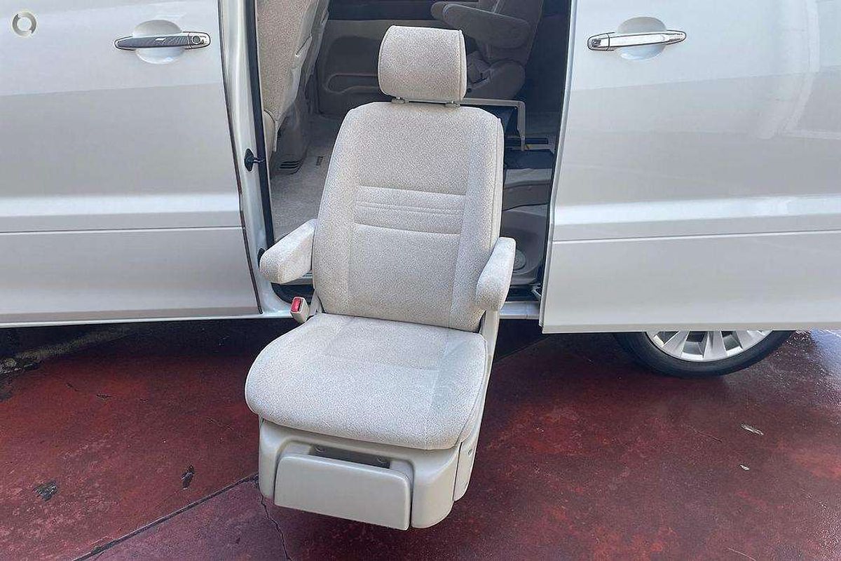 2006 Toyota Alphard   G Auto F