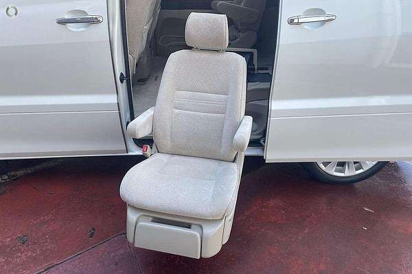 2006 Toyota Alphard   G Auto F