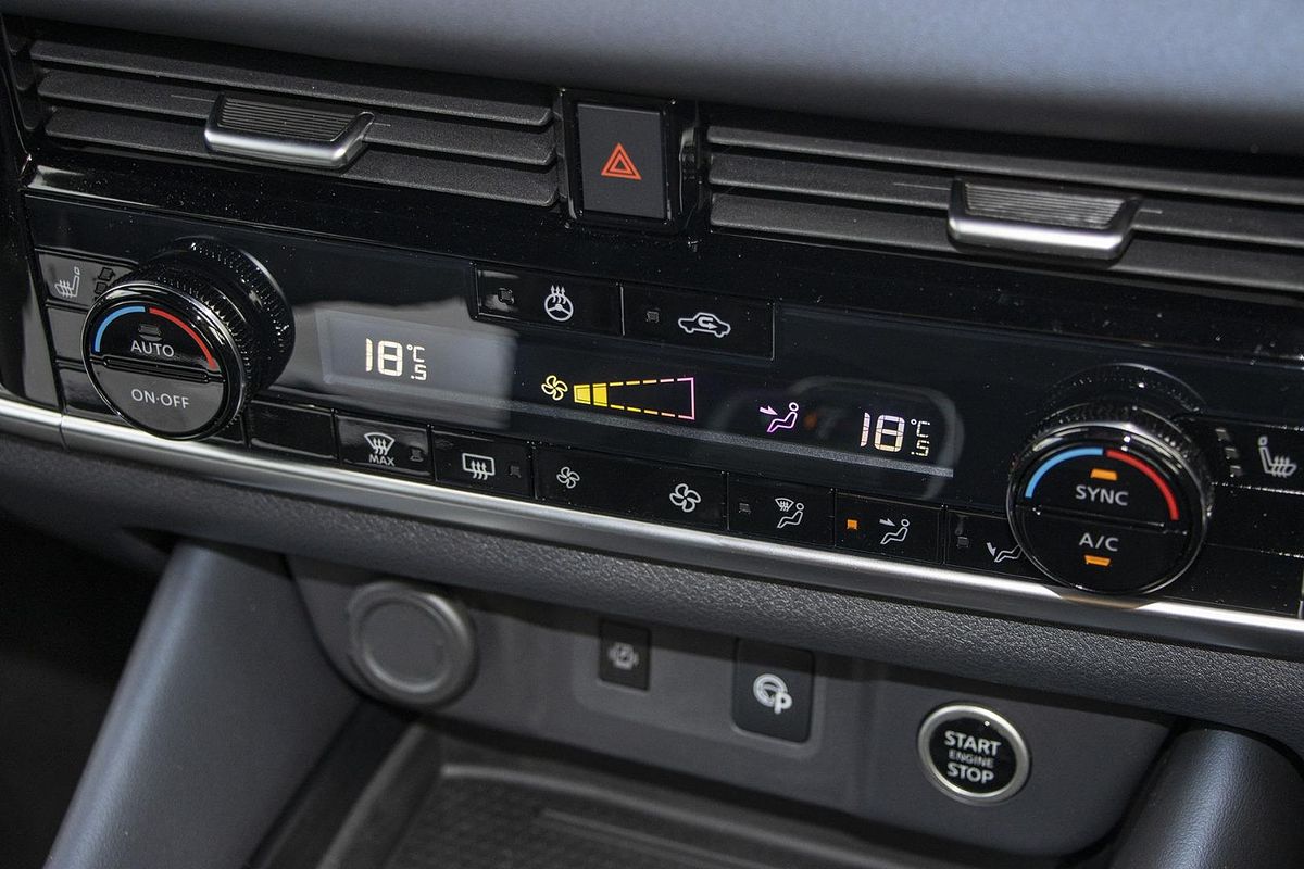 2024 Nissan QASHQAI Ti J12