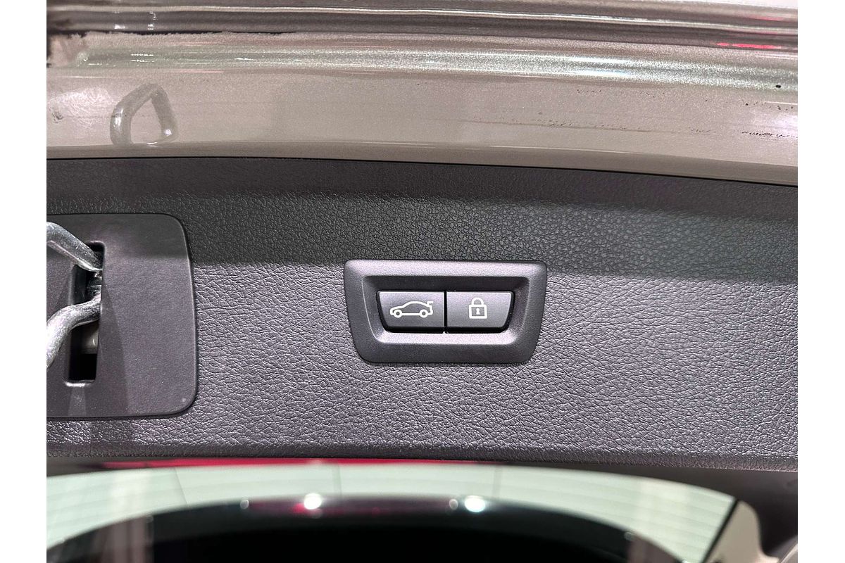 2015 BMW 2 Series 218i Luxury Line F45