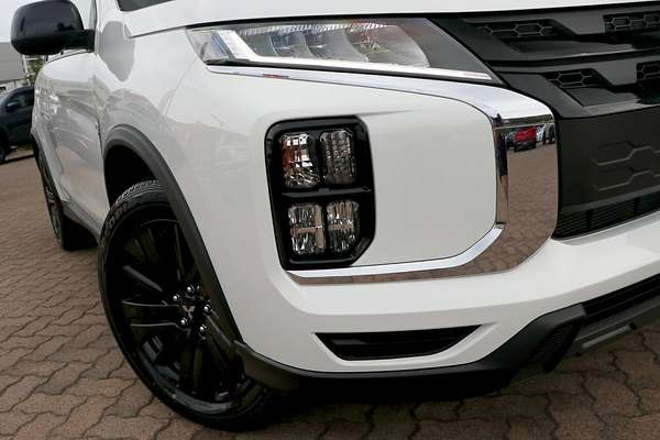 2025 Mitsubishi ASX MR XD