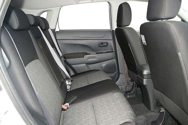 2025 Mitsubishi ASX MR XD
