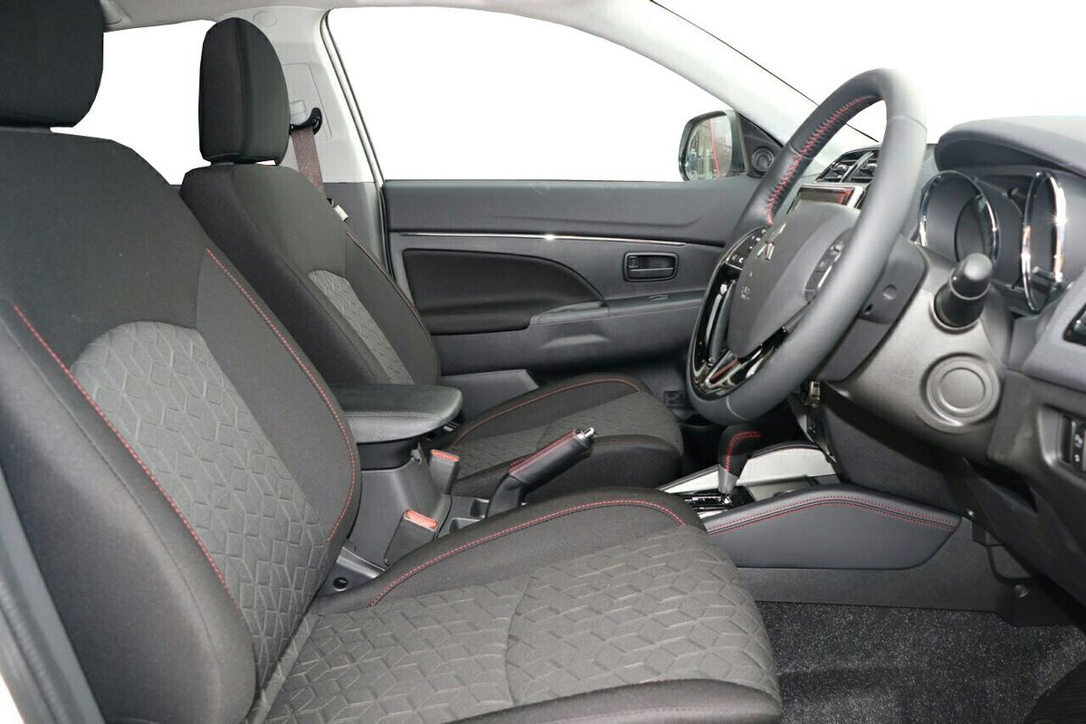 2025 Mitsubishi ASX MR XD