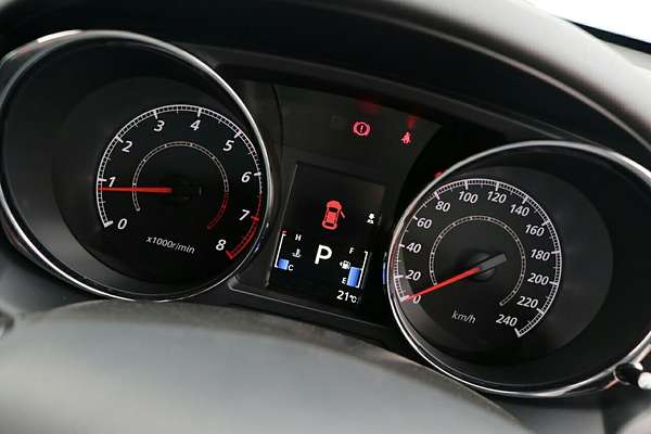 2025 Mitsubishi ASX MR XD