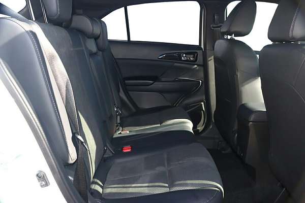 2025 Mitsubishi Eclipse Cross Black Edition YB