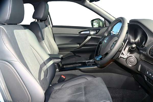 2025 Mitsubishi Eclipse Cross Black Edition YB