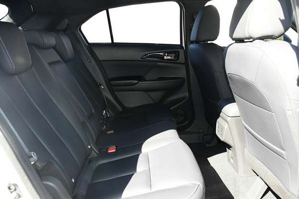 2025 Mitsubishi Eclipse Cross Exceed YB