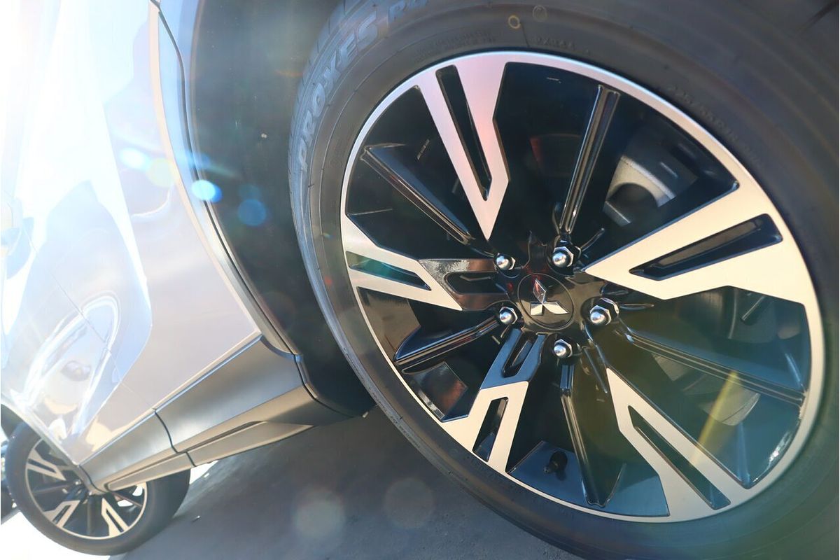 2024 Mitsubishi Eclipse Cross LS YB