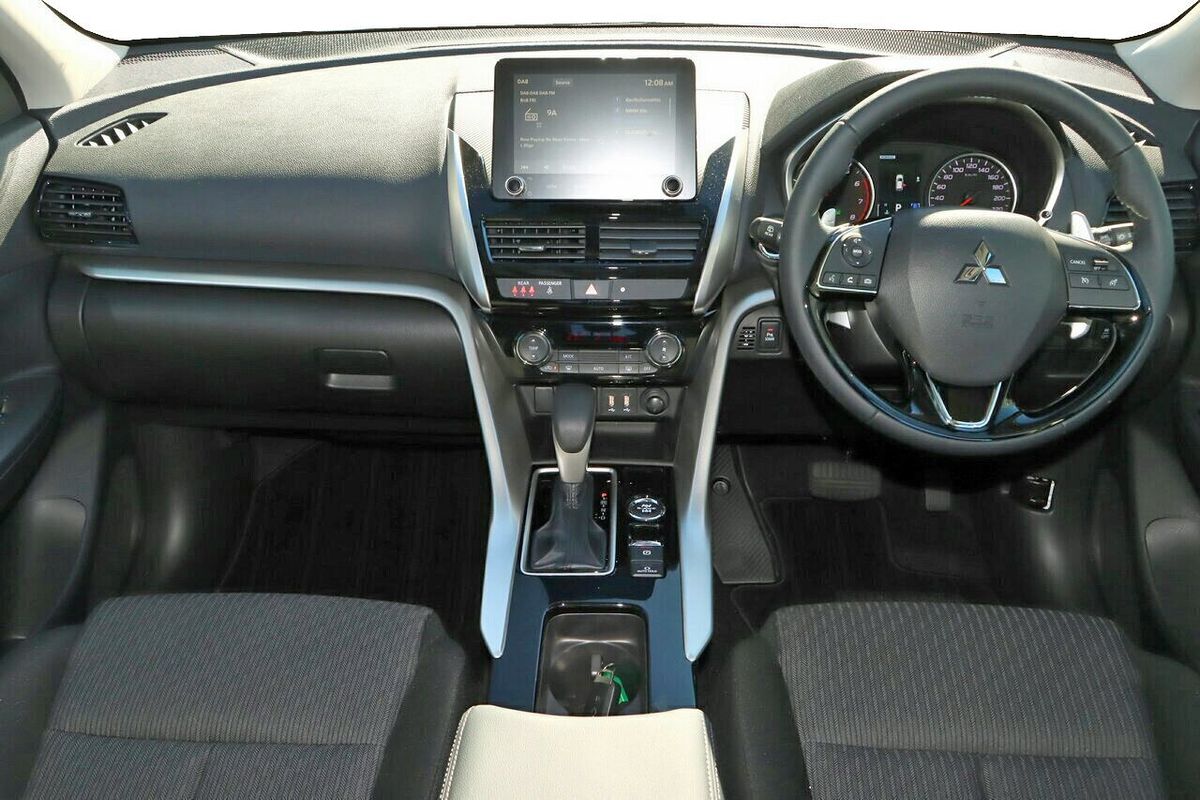 2024 Mitsubishi Eclipse Cross LS YB