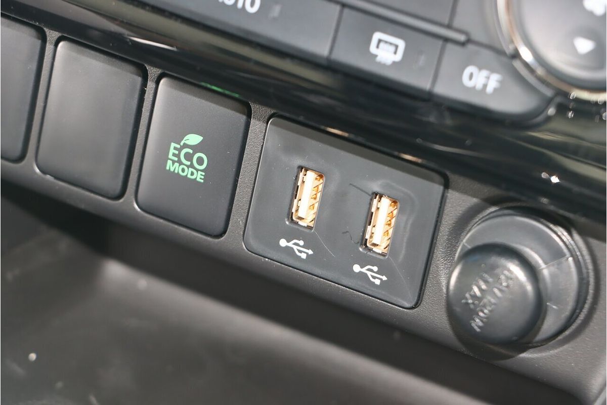 2024 Mitsubishi Eclipse Cross LS YB