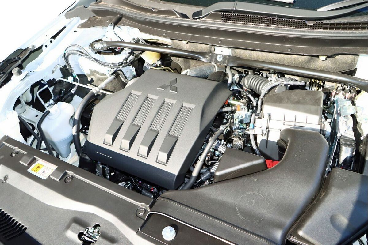 2024 Mitsubishi Eclipse Cross LS YB