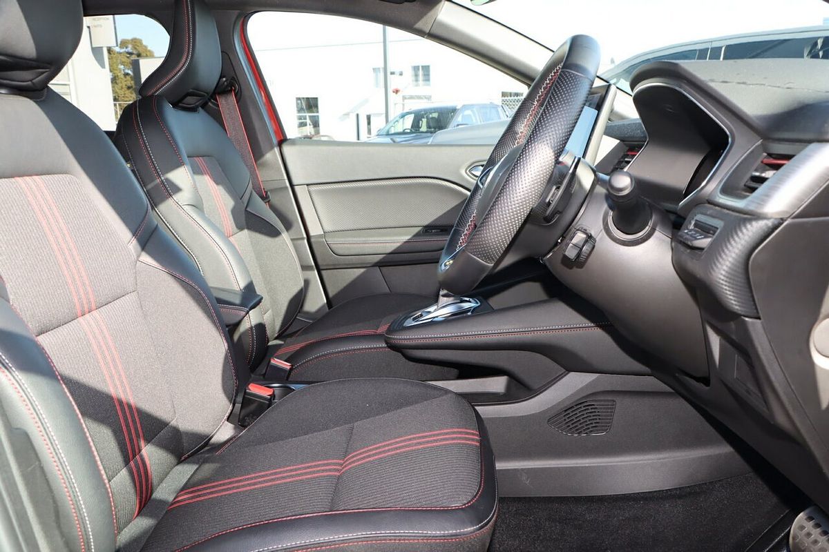 2023 Renault Captur R.S. Line XJB