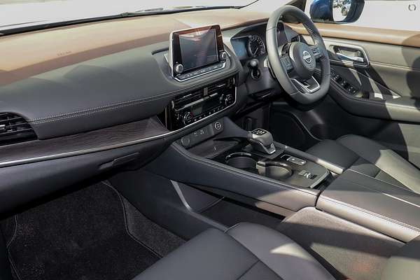 2023 Nissan X-TRAIL ST-L T33