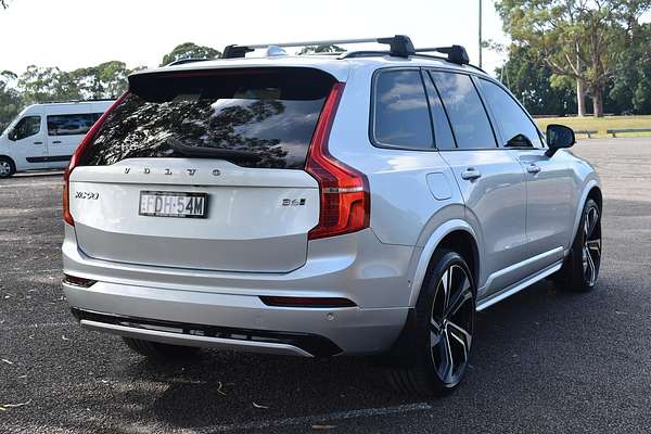 2021 Volvo XC90 B6 R-Design