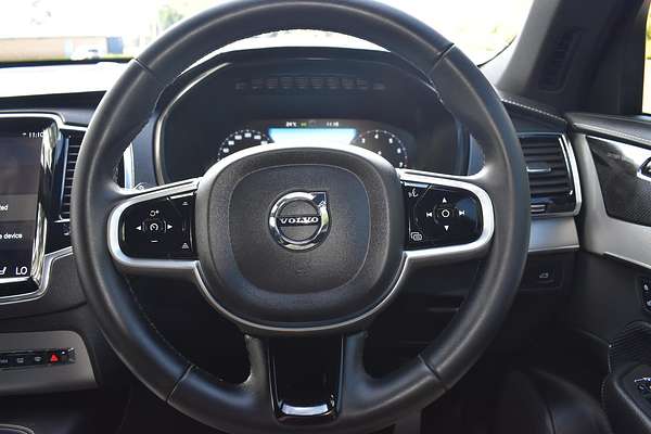 2021 Volvo XC90 B6 R-Design