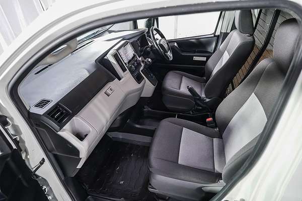 2021 Toyota Hiace GDH300R LWB