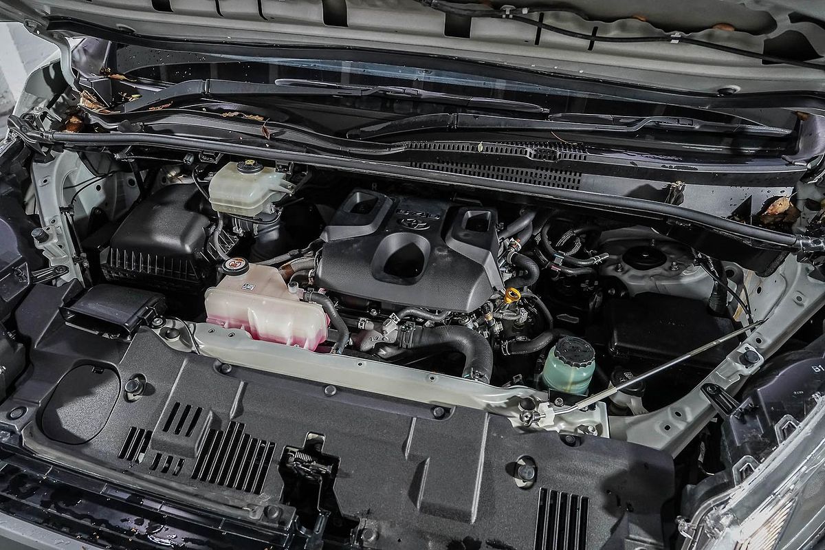 2021 Toyota Hiace GDH300R LWB