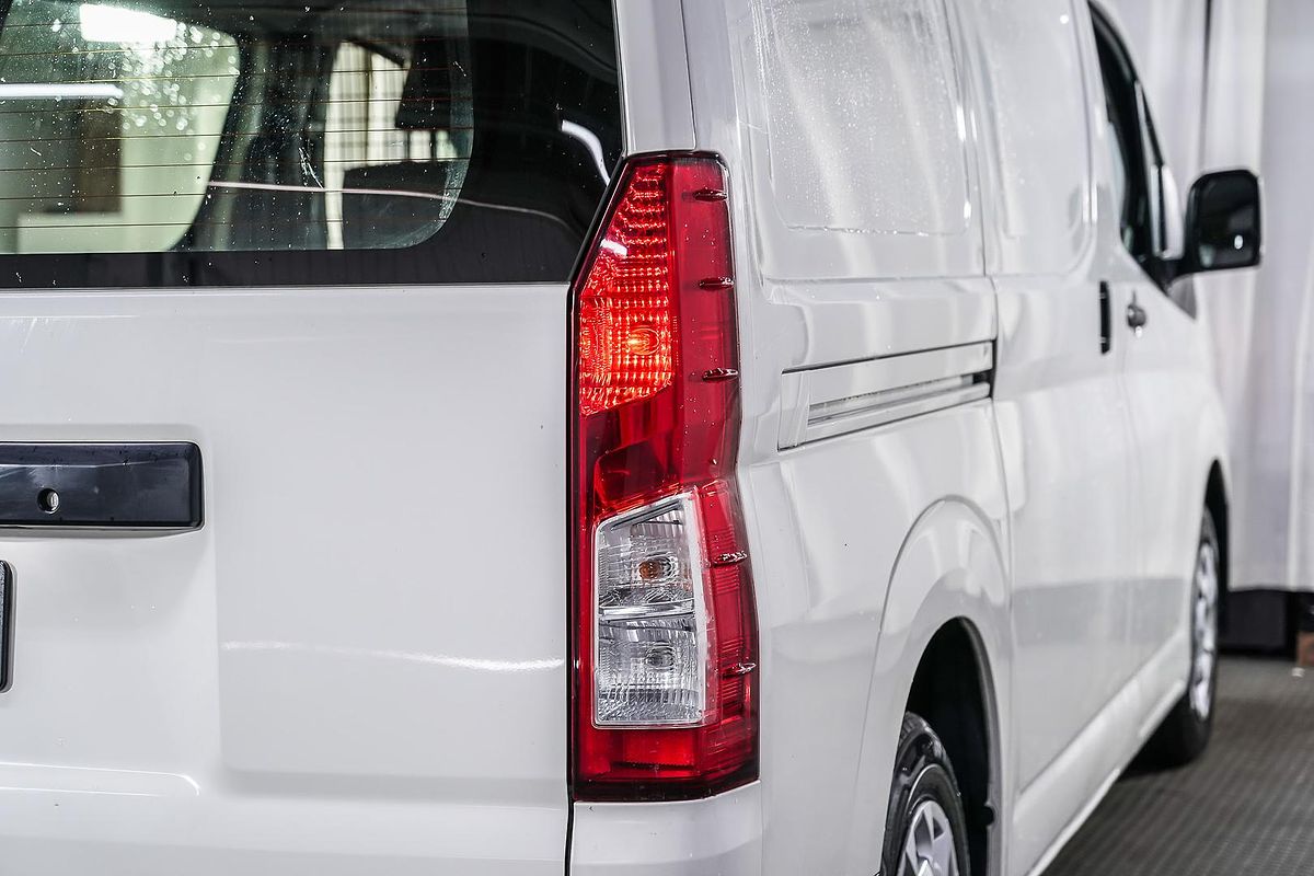 2021 Toyota Hiace GDH300R