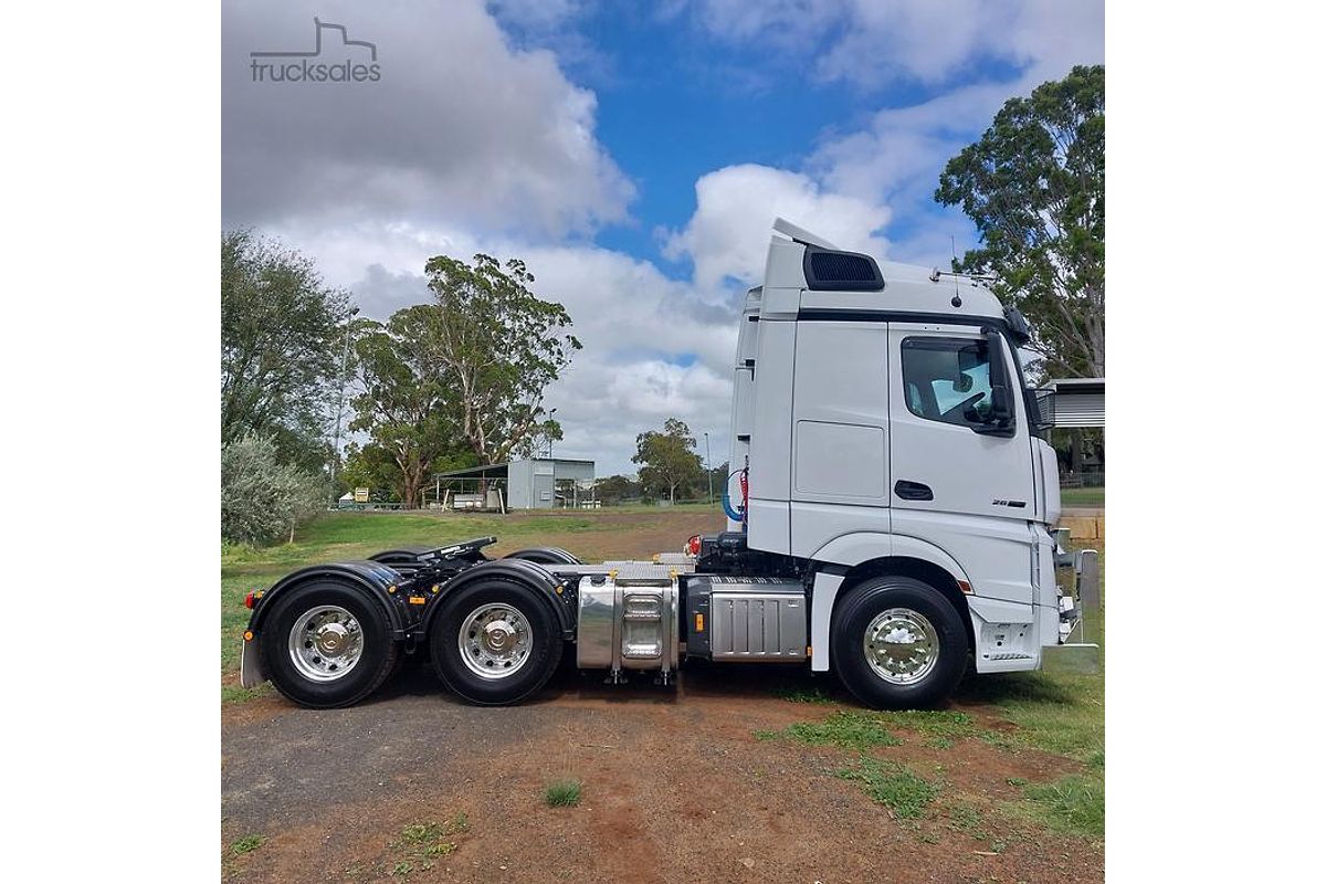 2023 Mercedes-Benz Actros 2663