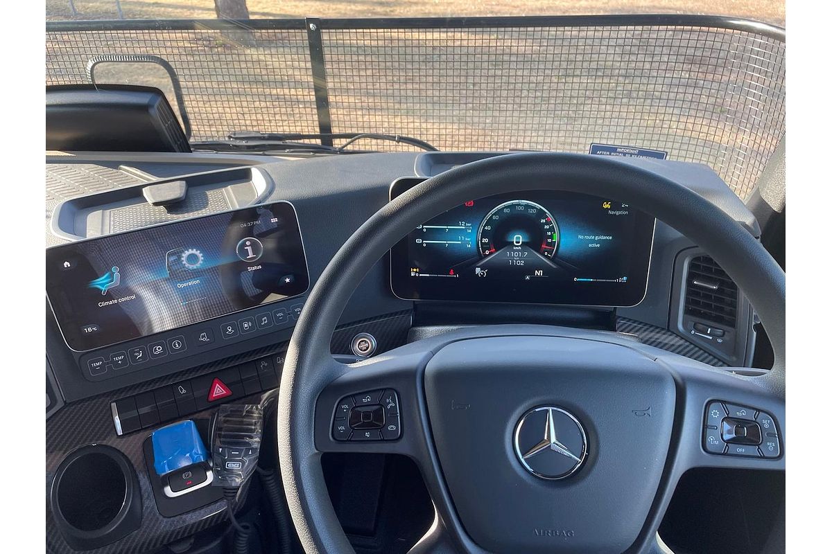 2023 Mercedes-Benz Actros 2663