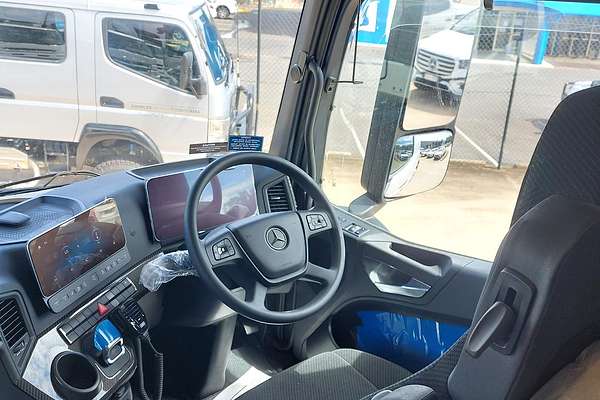 2023 Mercedes-Benz Actros 2663