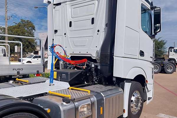 2024 Mercedes-Benz Actros 2663