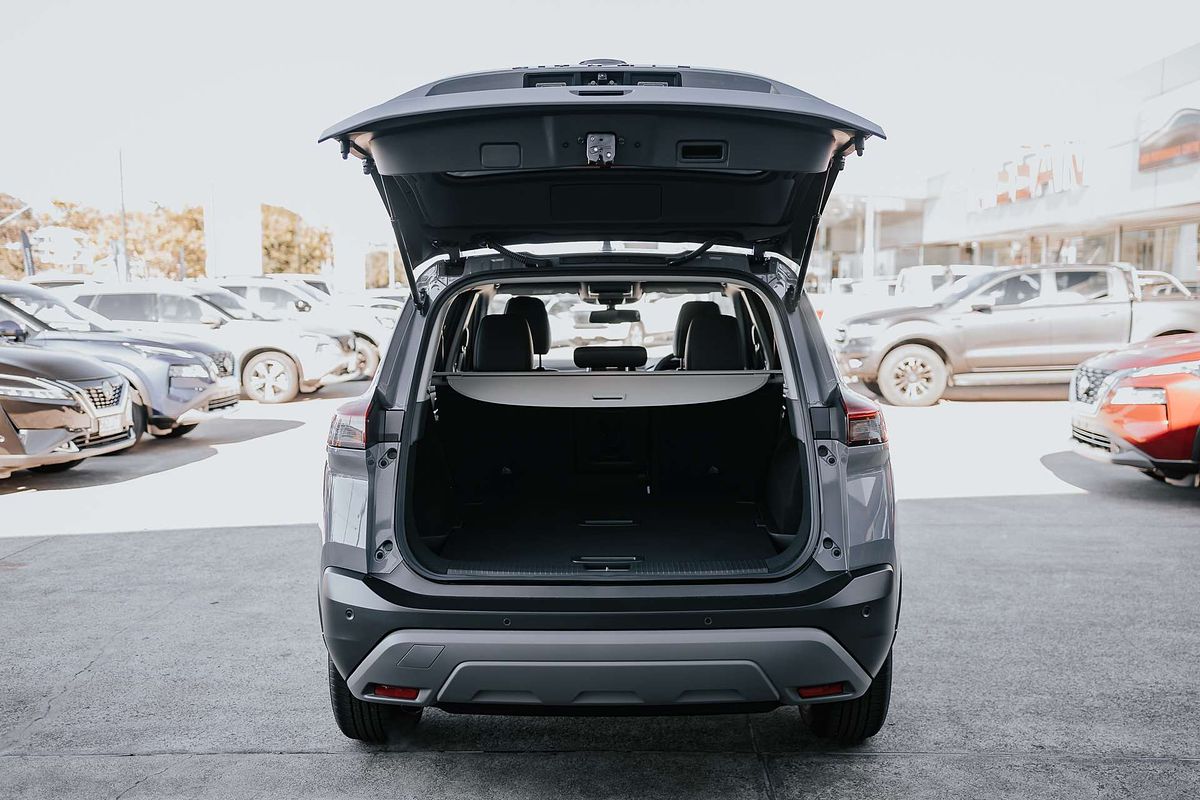 2024 Nissan X-TRAIL ST-L T33