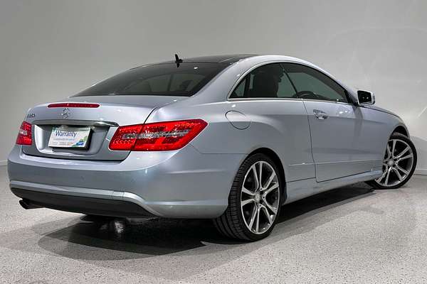 2013 Mercedes Benz E-Class E250 BlueEFFICIENCY Avantgarde C207