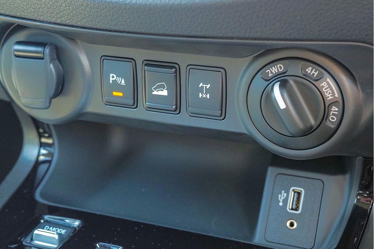2024 Nissan Navara PRO-4X D23 4X4