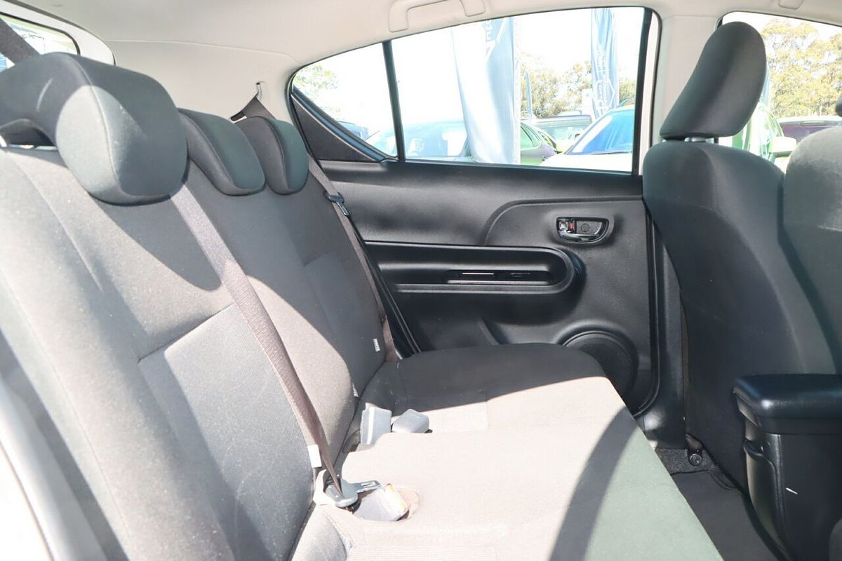 2019 Toyota Prius C NHP10R
