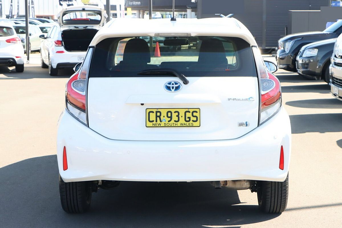 2019 Toyota Prius C NHP10R