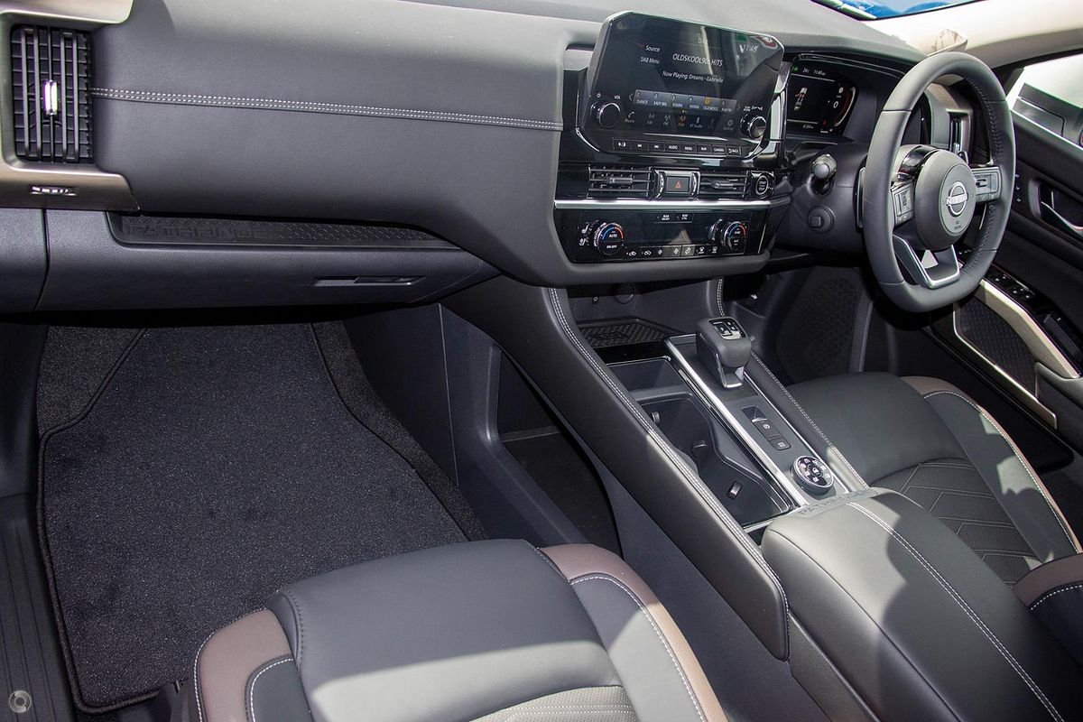 2023 Nissan Pathfinder Ti-L R53