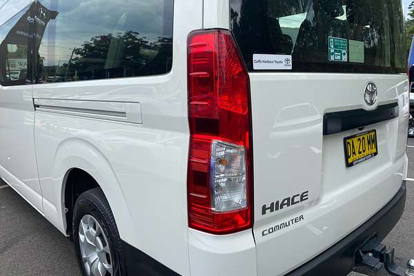 2021 Toyota Hiace Commuter GDH322R