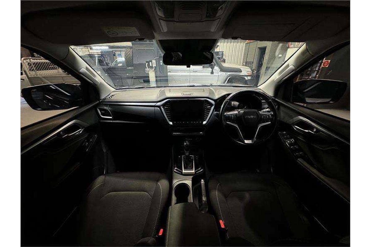 2021 Isuzu D-MAX LS-U  4X4
