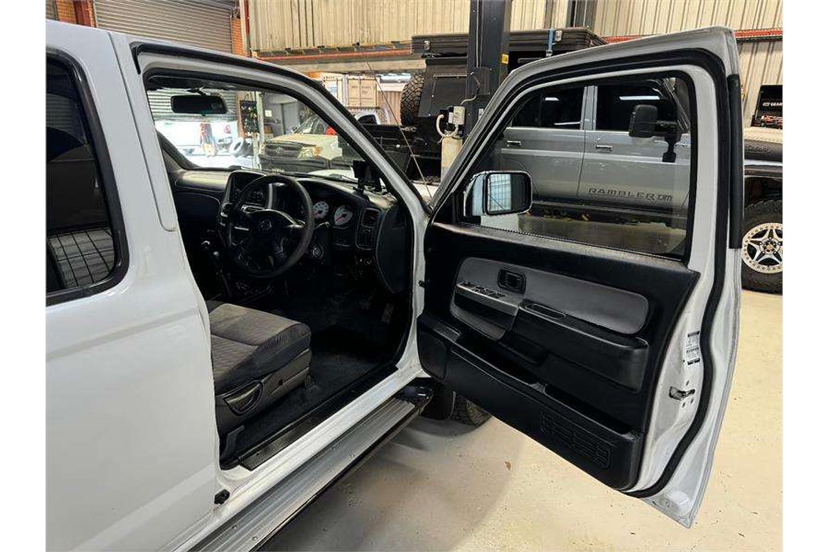 2013 Nissan Navara ST-R D22 4X4