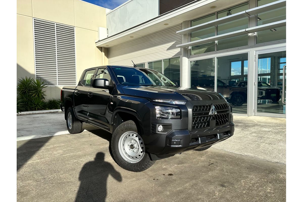 2024 Mitsubishi Triton GLX MV 4X4