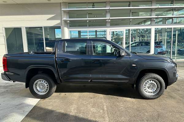 2024 Mitsubishi Triton GLX MV 4X4