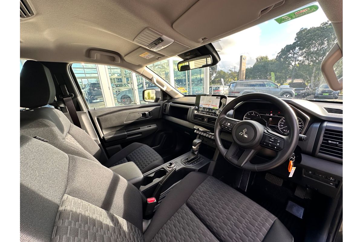 2024 Mitsubishi Triton GLX MV 4X4
