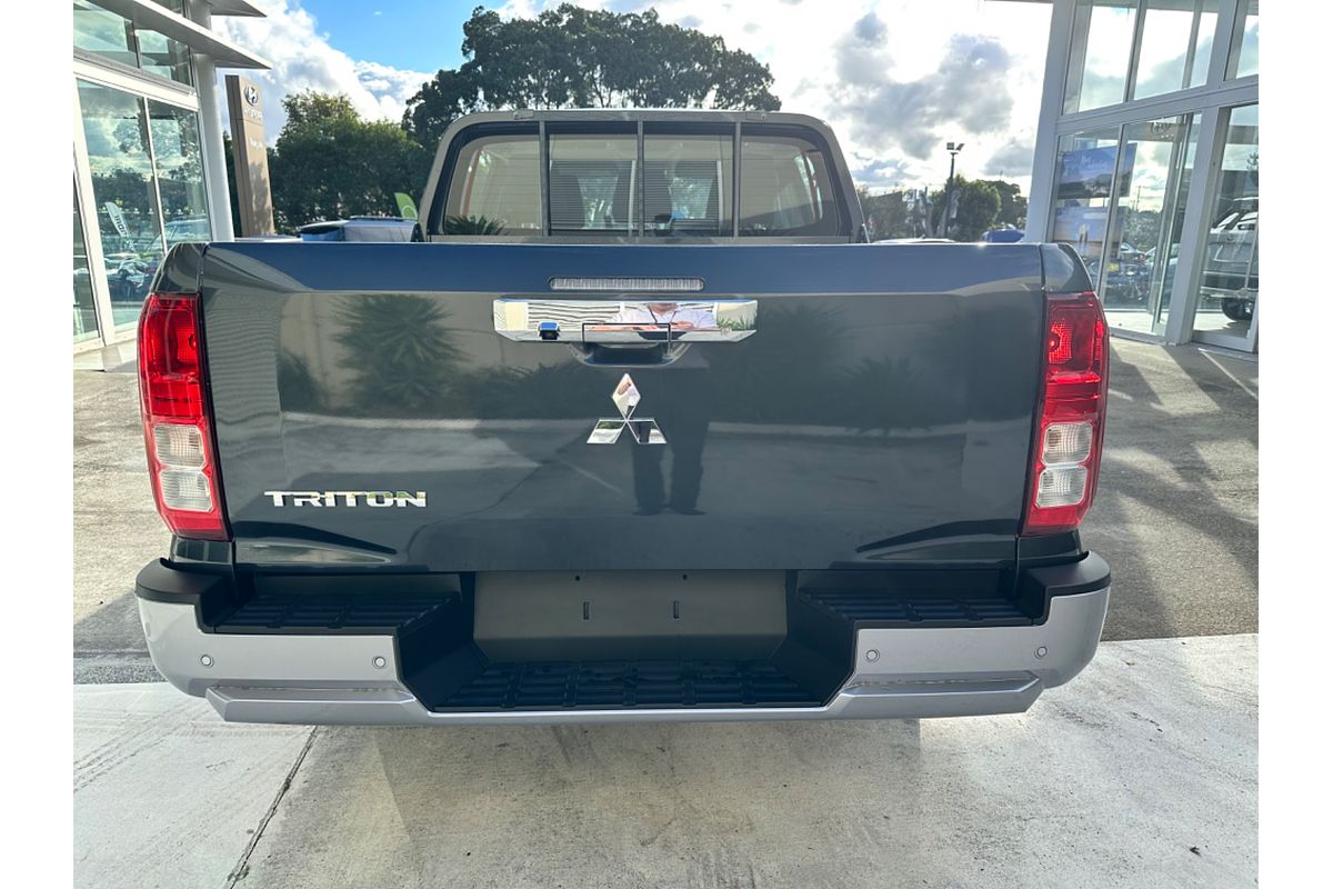 2024 Mitsubishi Triton GLX MV 4X4