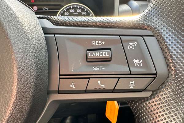 2024 Mitsubishi Triton GLX MV 4X4